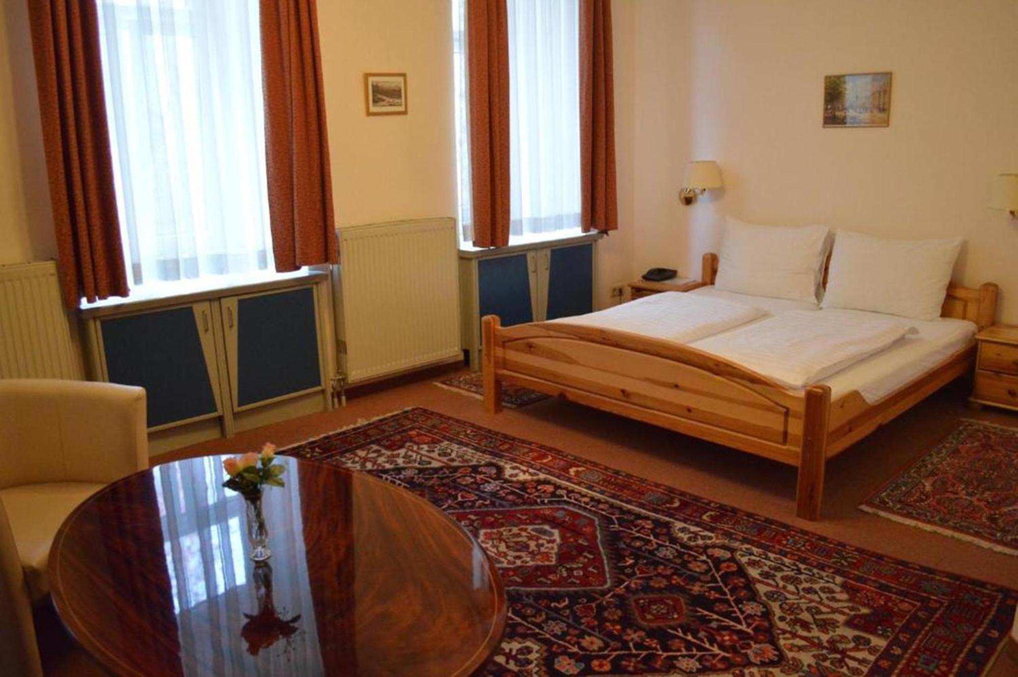 Hotel Pension Walzerstadt Βιέννη Εξωτερικό φωτογραφία